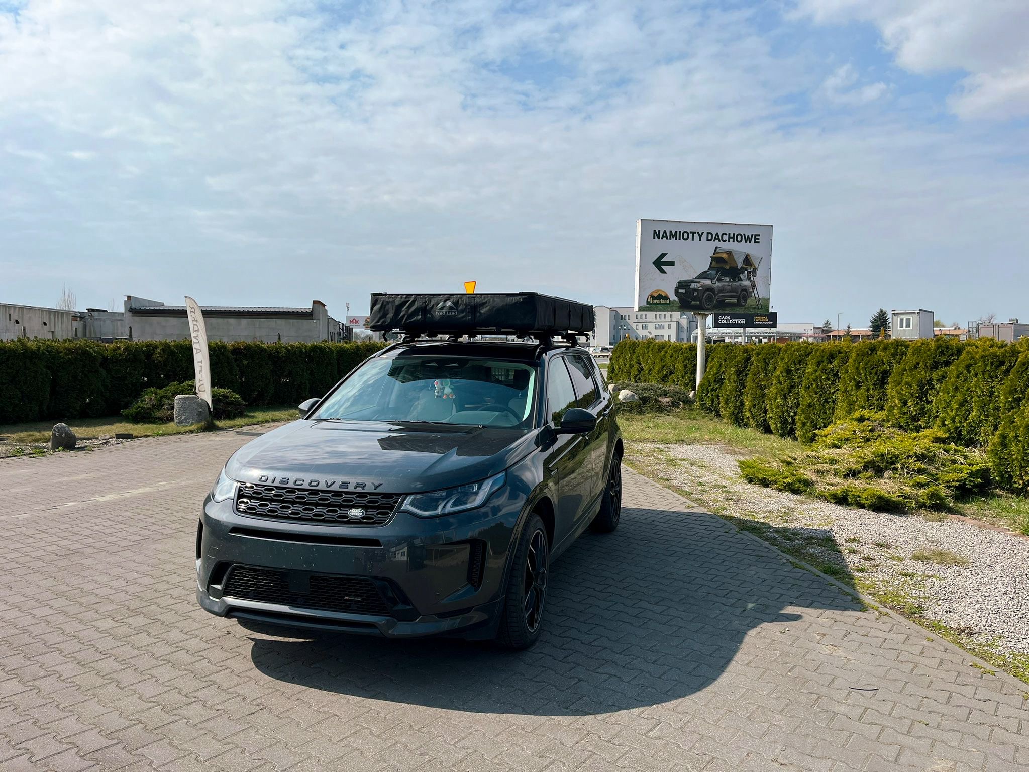 Namiot dachowy Wild Land Voyager PRO 230 na Land Rover Discovery Sport